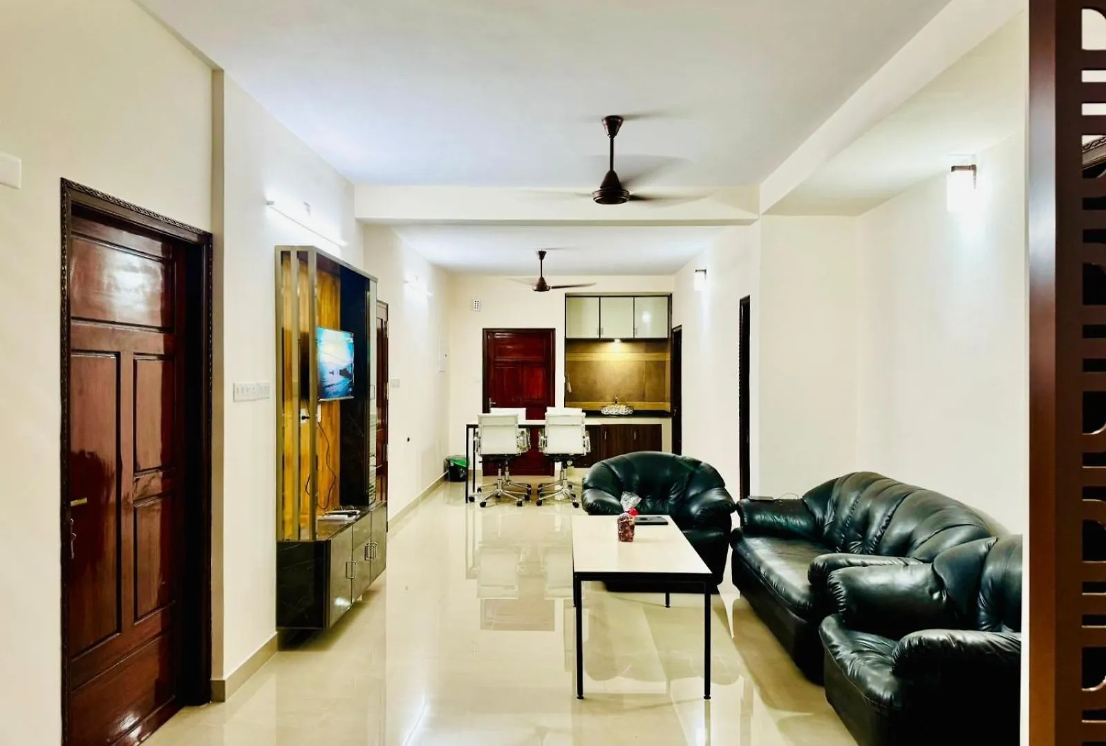 Serene Pond Retreat Kowdiar 4Bhk Apartment contacts